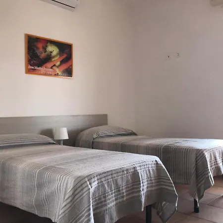 App. Alba 1° Piano 100m Dalla Spiaggia Centro Daire *