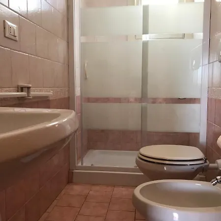 Daire App. Alba 1° Piano 100m Dalla Spiaggia Centro *